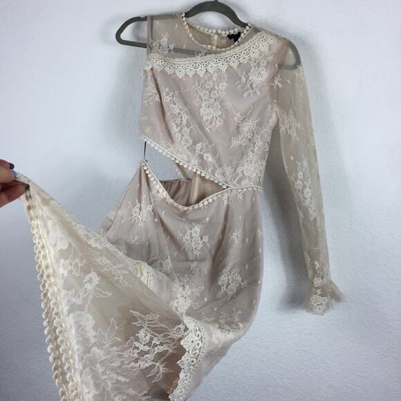 Revolve NBD Karina Cream Lace Cut Out One Sleeve Cocktail Dress Small NWT Bridal - Picture 10 of 15